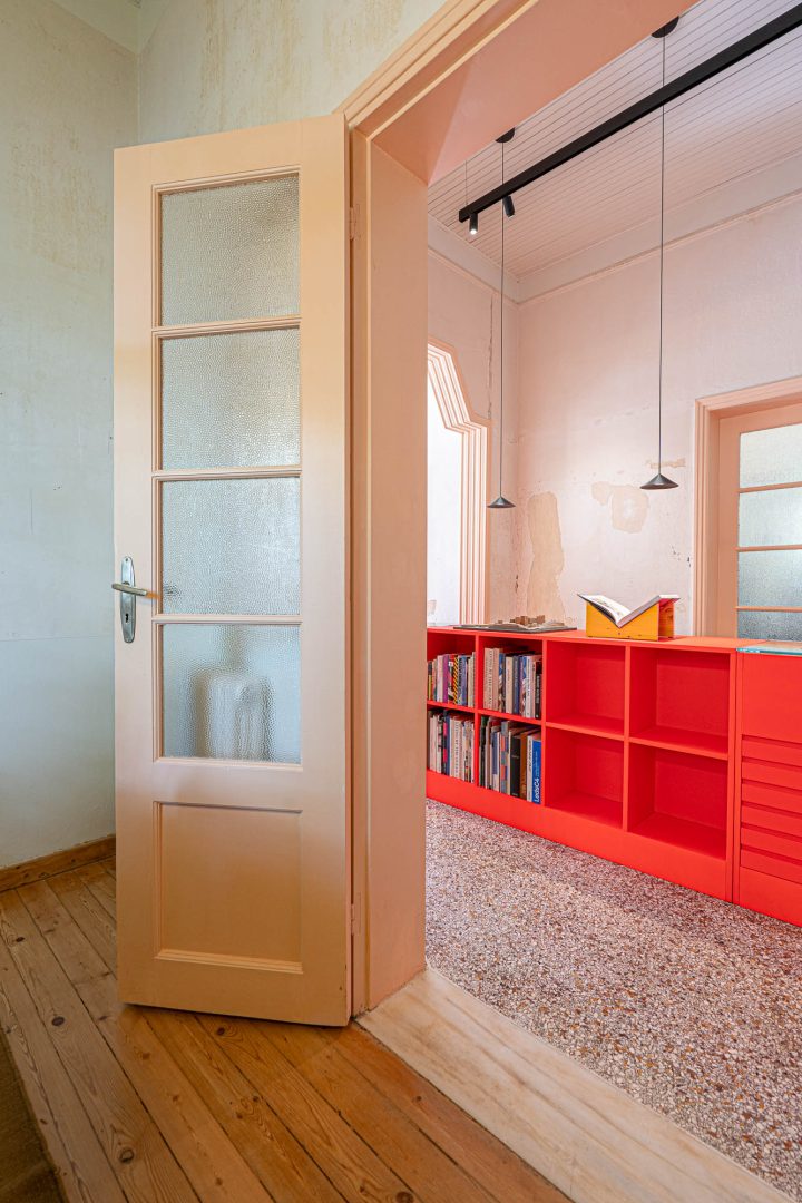 One Of a Kind Architects, OOAK-10